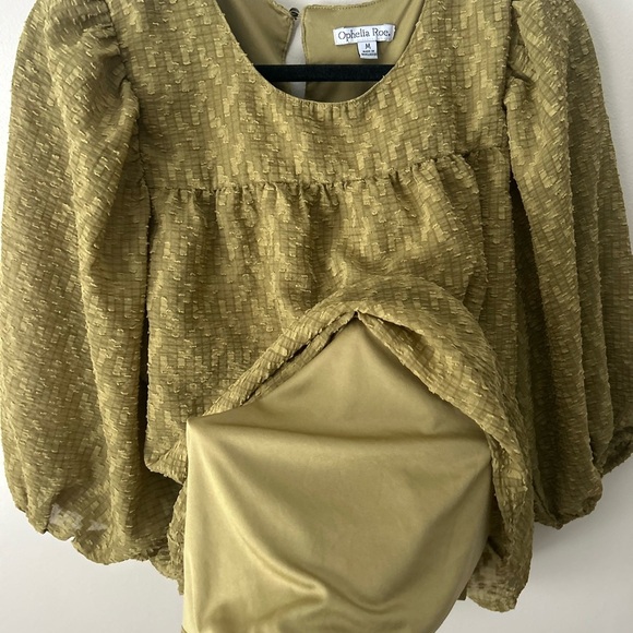 Elegant Textured Women's Blouse in Mustard - Picture 6 of 6